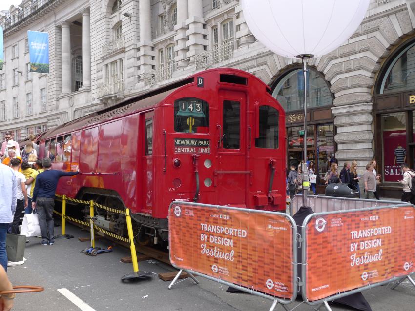 FRIENDS SUPPORT REGENT STREET FESTIVAL