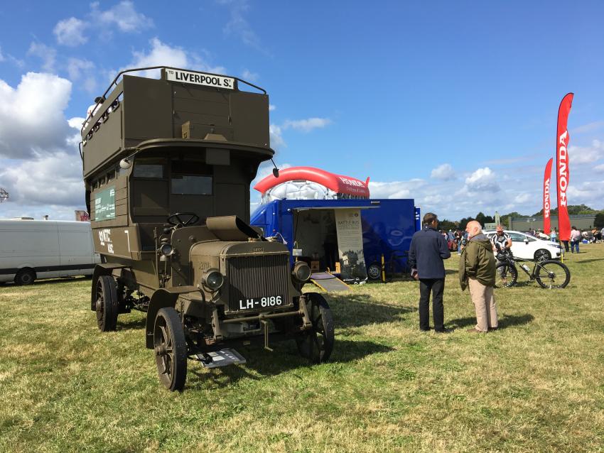 BATTLE BUS AT BIGGIN HILL