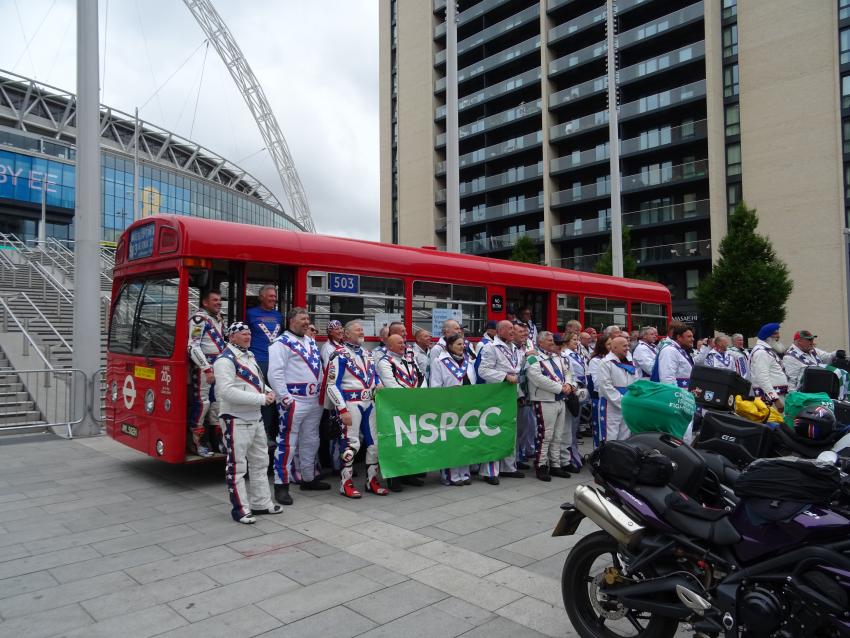 LTM JOINS THE CHARITY KNIEVELS